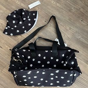 COPY - Alice + Olivia Duffle bag and reversible bucket hat